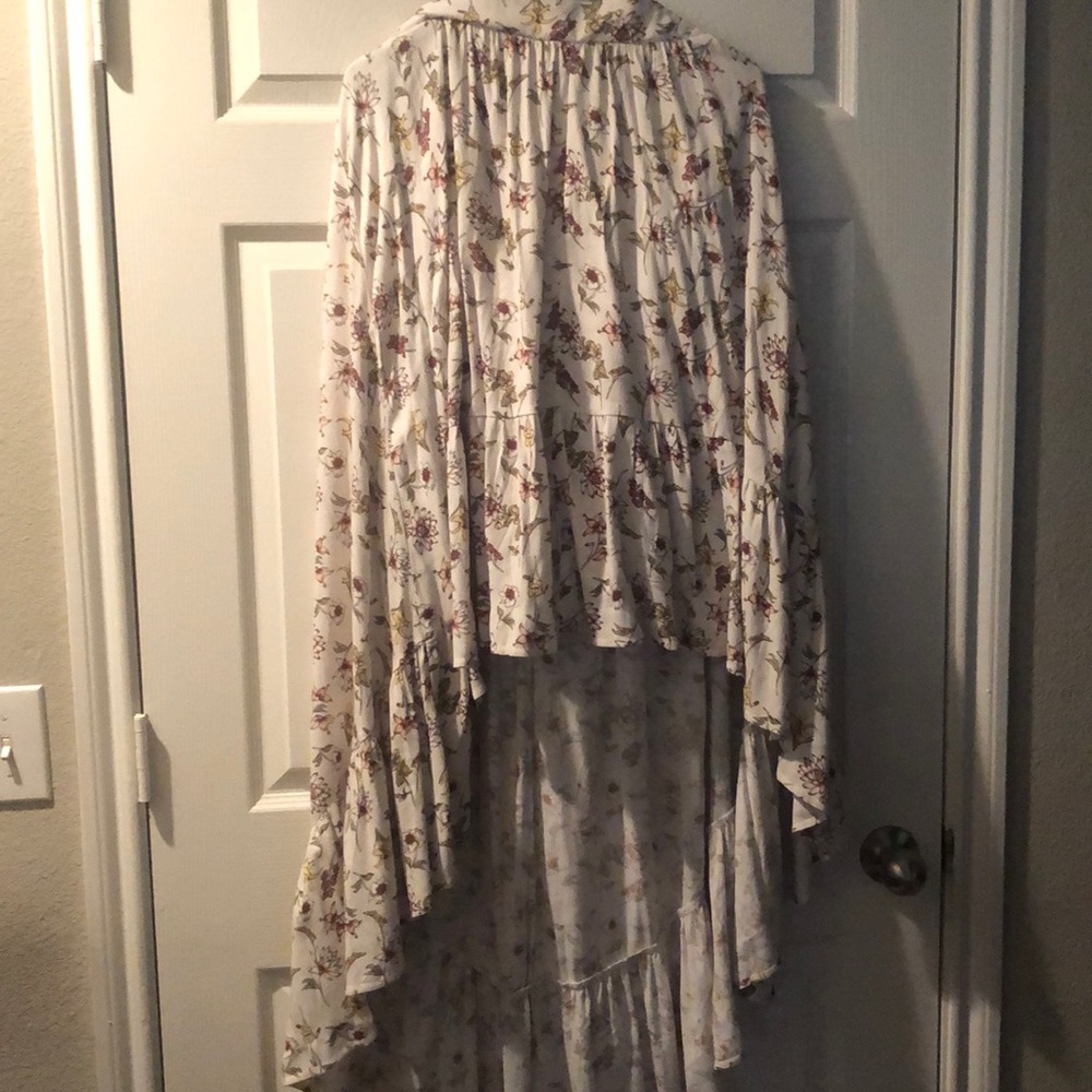Cream skirt with flowers